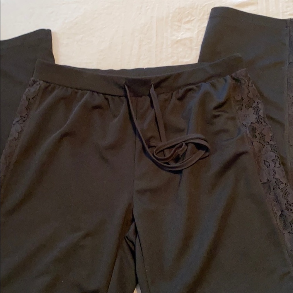 Gibson Latimer Black Tuxedo Lace Pants